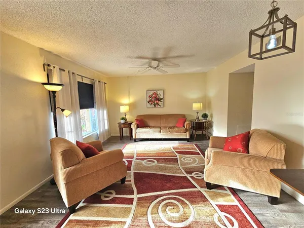 $1,350 | 2466 Ecuadorian Way, Unit 6, Clearwater, FL 33763