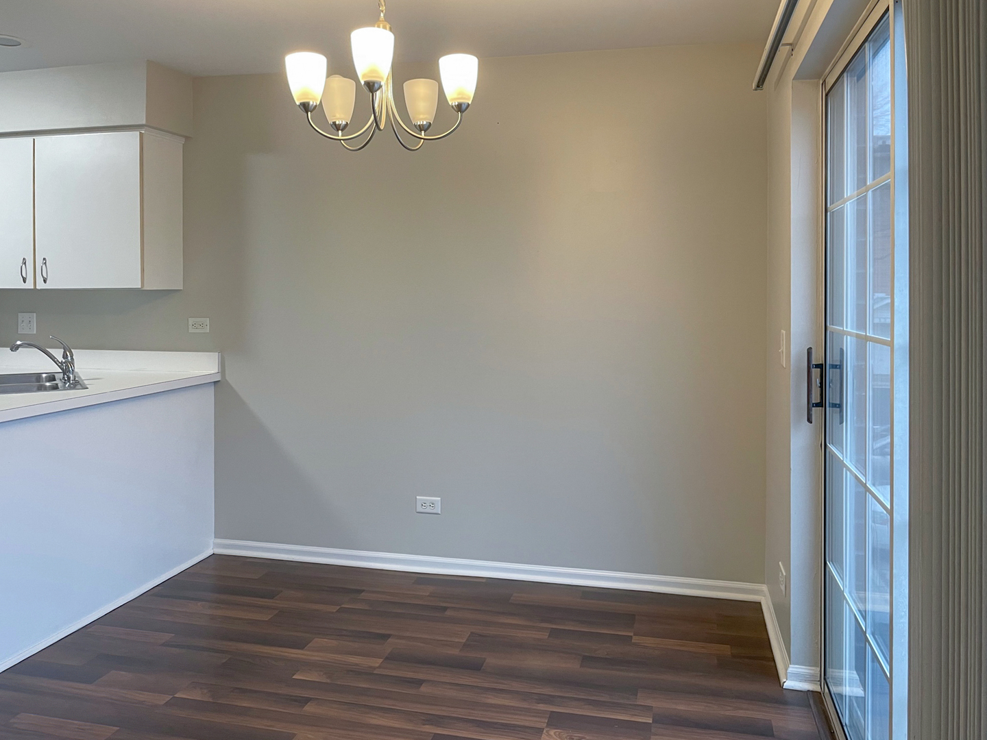 1344 South Lorraine Road, Unit B Wheaton, IL 60189 - Photo 8 of 21