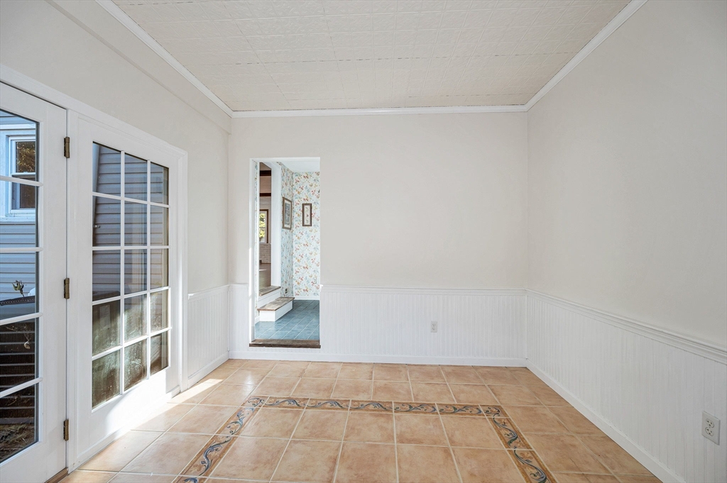 18 Beech Street Townsend, MA 01469 - Photo 16 of 39