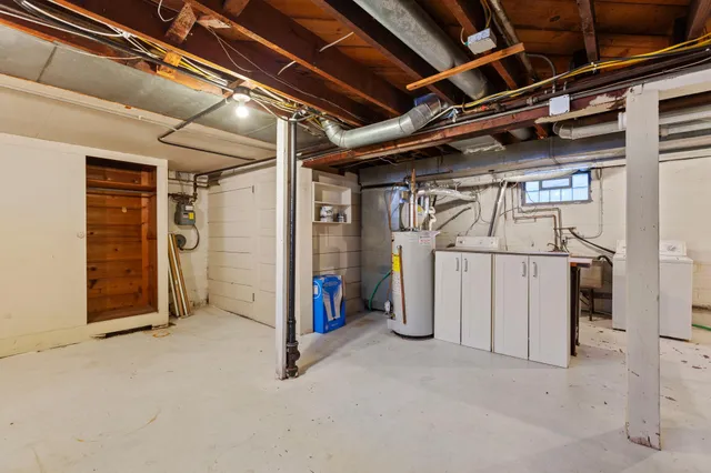 $2,295 | 445 Upton Avenue South, Minneapolis, MN 55405