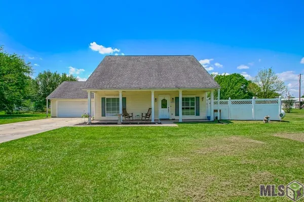 $399,900 | 36313 Ruby Moore Road, Denham Springs, LA 70706