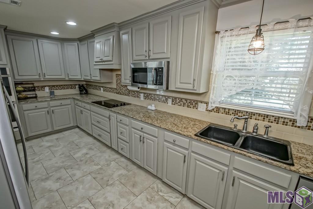 36313 Ruby Moore Road Denham Springs, LA 70706 - Photo 13 of 40