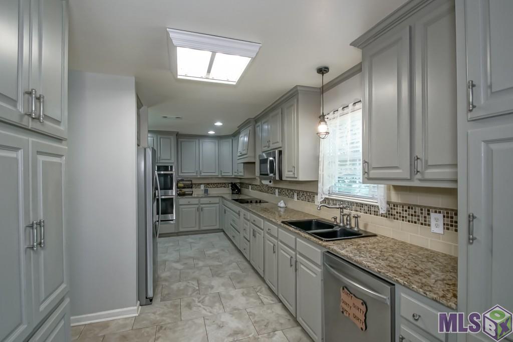 36313 Ruby Moore Road Denham Springs, LA 70706 - Photo 10 of 40