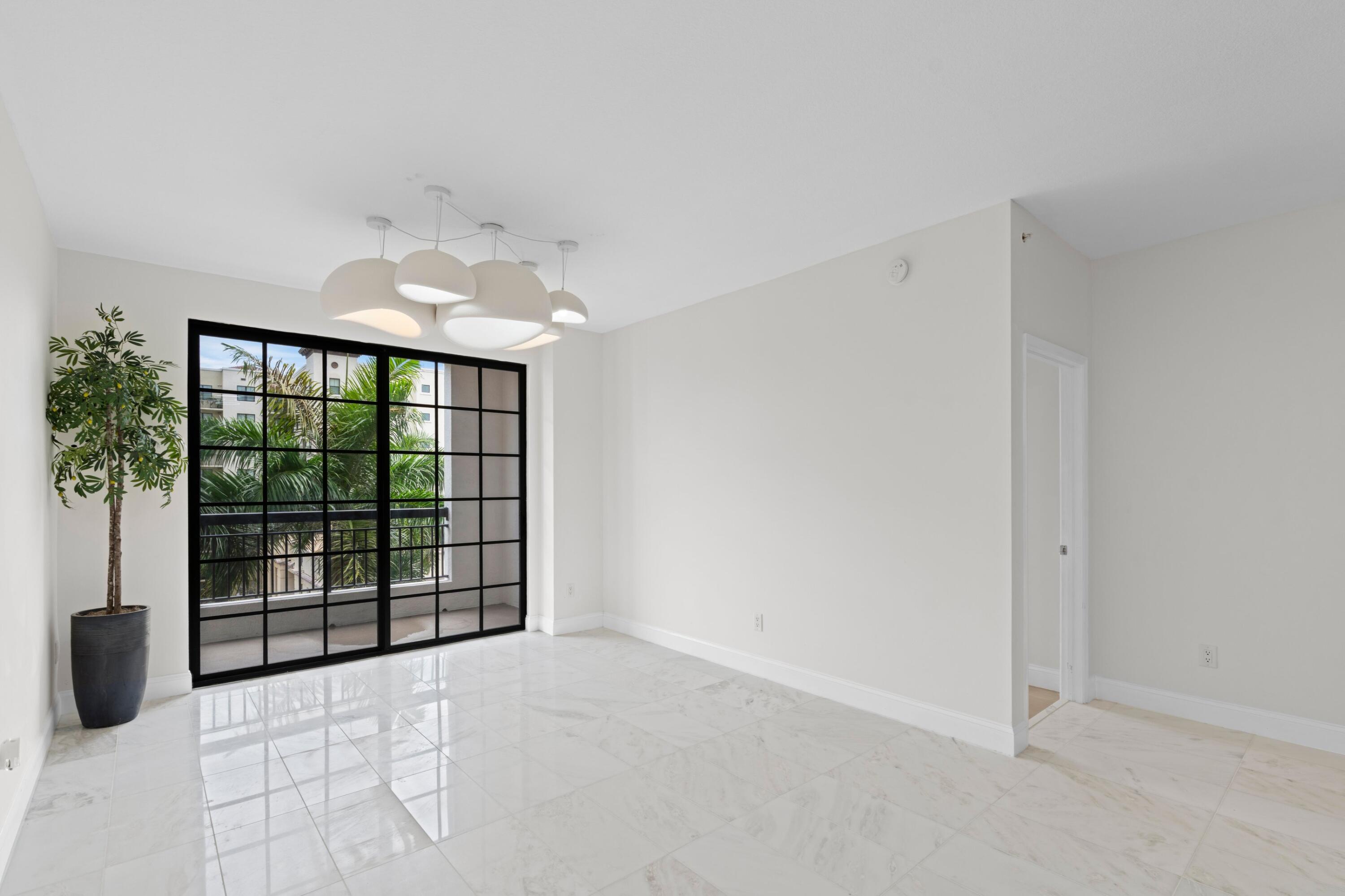 233 South Federal Highway, Unit 405 Boca Raton, FL 33432 - Photo 8 of 45 Living Room