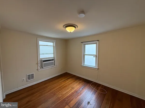 $1,895 | 107 Lafayette Boulevard, Fredericksburg, VA 22401
