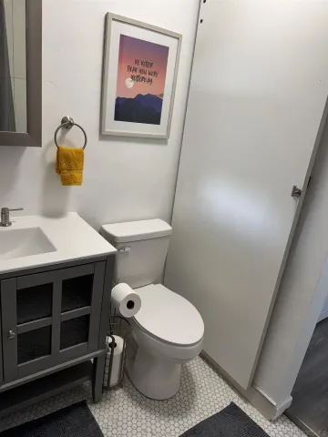 $1,900 | 4535 Troy Lane, Unit STUDIO, La Mesa, CA 91942