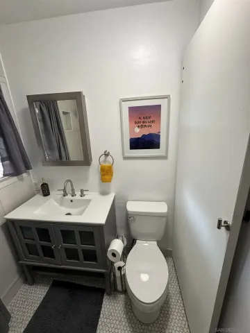 $1,900 | 4535 Troy Lane, Unit STUDIO, La Mesa, CA 91942