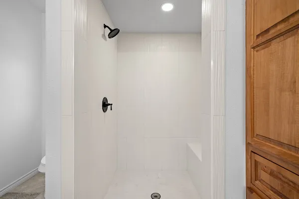 $425,000 | 2332 Rock Creek Drive, Kerrville, TX 78028