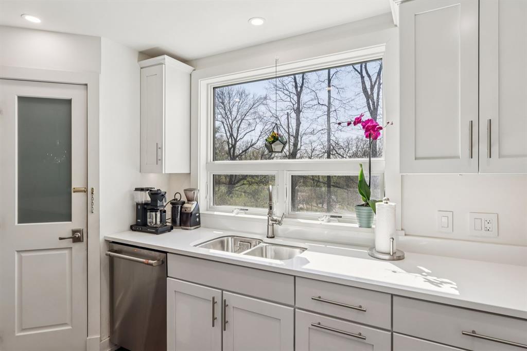 725 Field Club Road Pittsburgh, PA 15238 - Photo 15 of 50 Gallery Image 15
