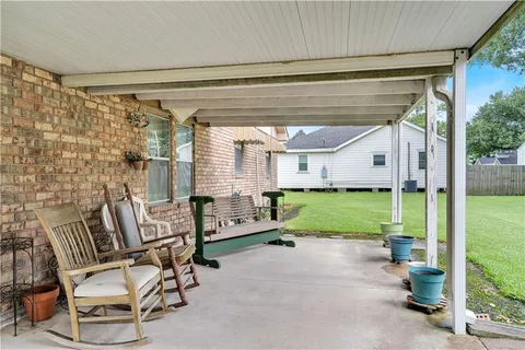 $237,000 | 15783 River Road, Hahnville, LA 70057