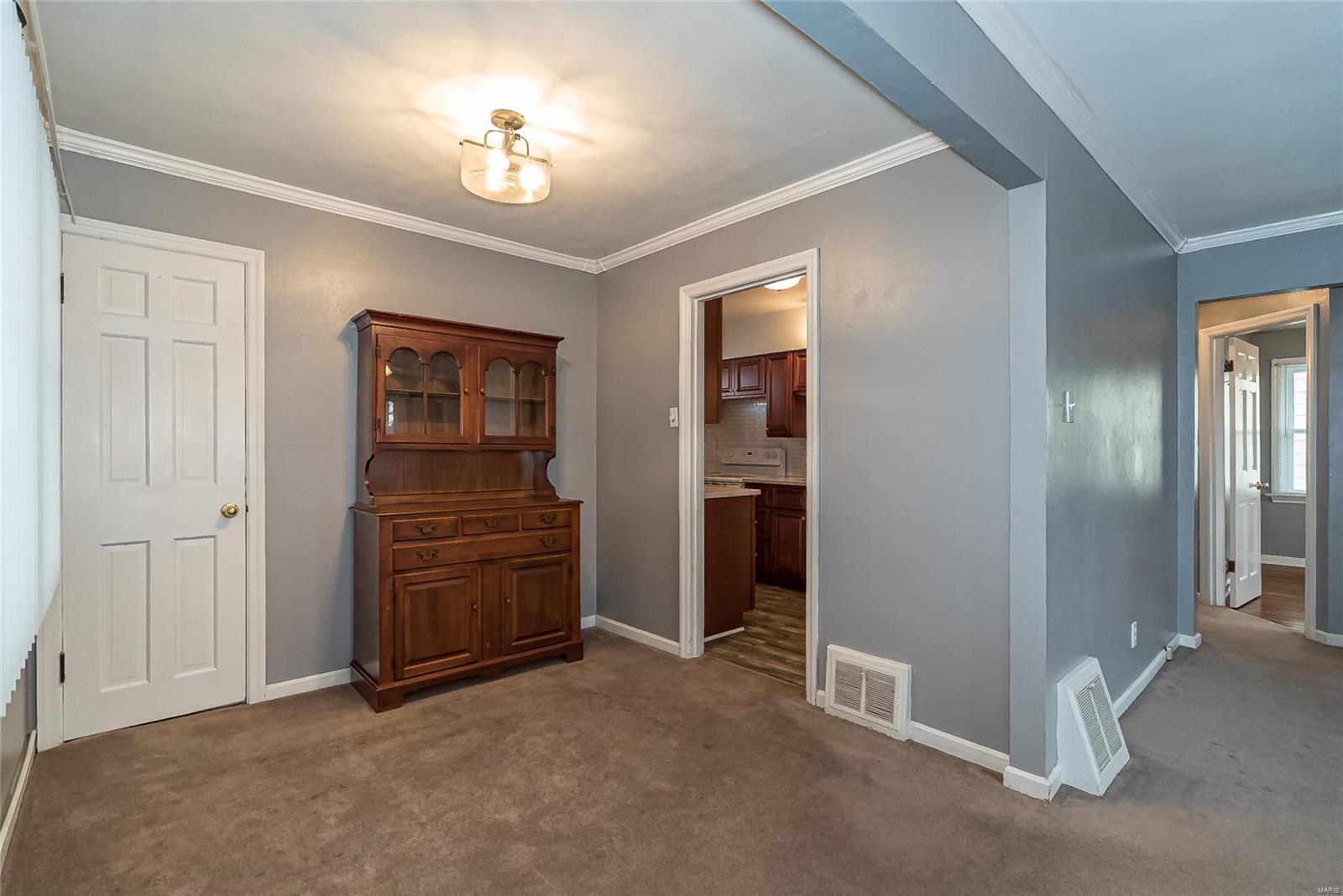 4001 Weber Road St. Louis, MO 63123 - Photo 11 of 38