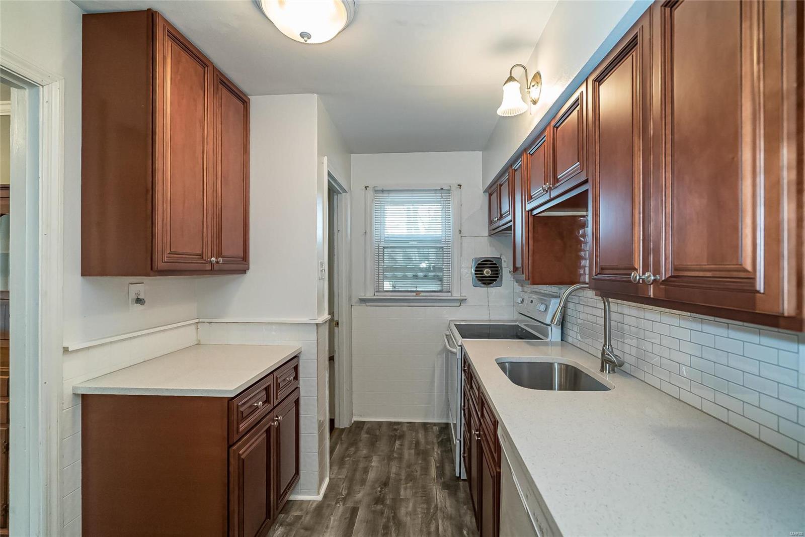 4001 Weber Road St. Louis, MO 63123 - Photo 15 of 38