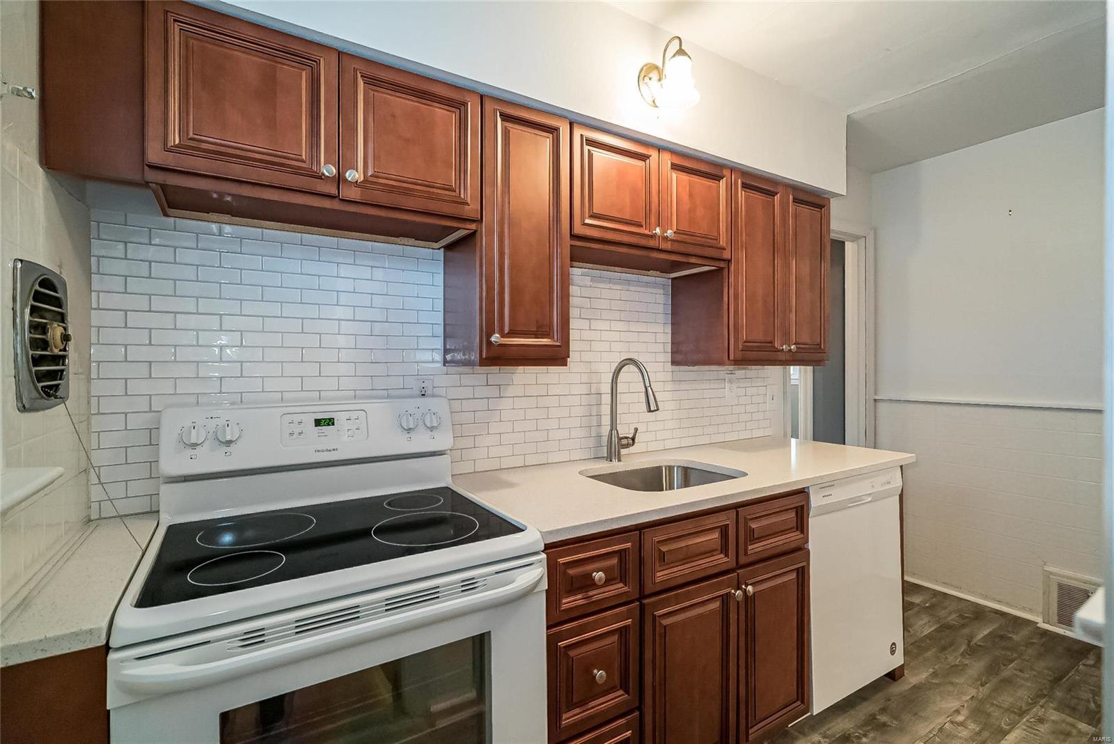 4001 Weber Road St. Louis, MO 63123 - Photo 19 of 38