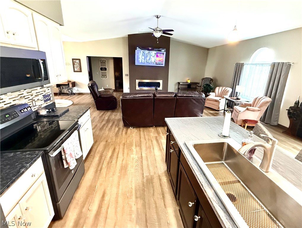 38612 Bell Road Willoughby, OH 44094 - Photo 13 of 43 Gallery Image 13