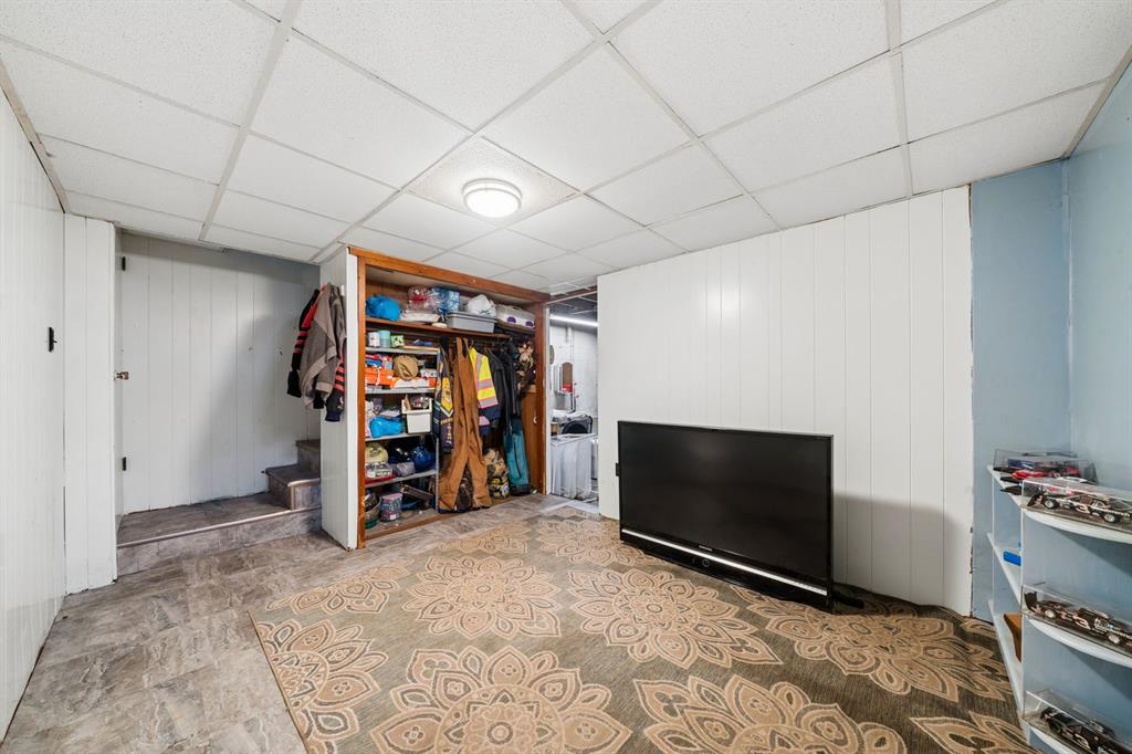 2000 Lafayette Street Pittsburgh, PA 15218 - Photo 21 of 30 Finished room basement