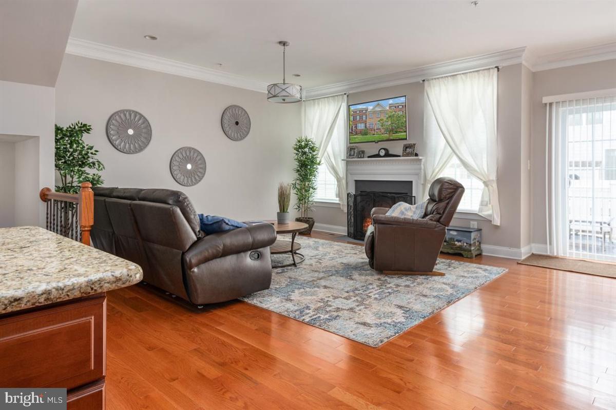 7676 Elmcrest Road Hanover, MD 21076 - Photo 11 of 35