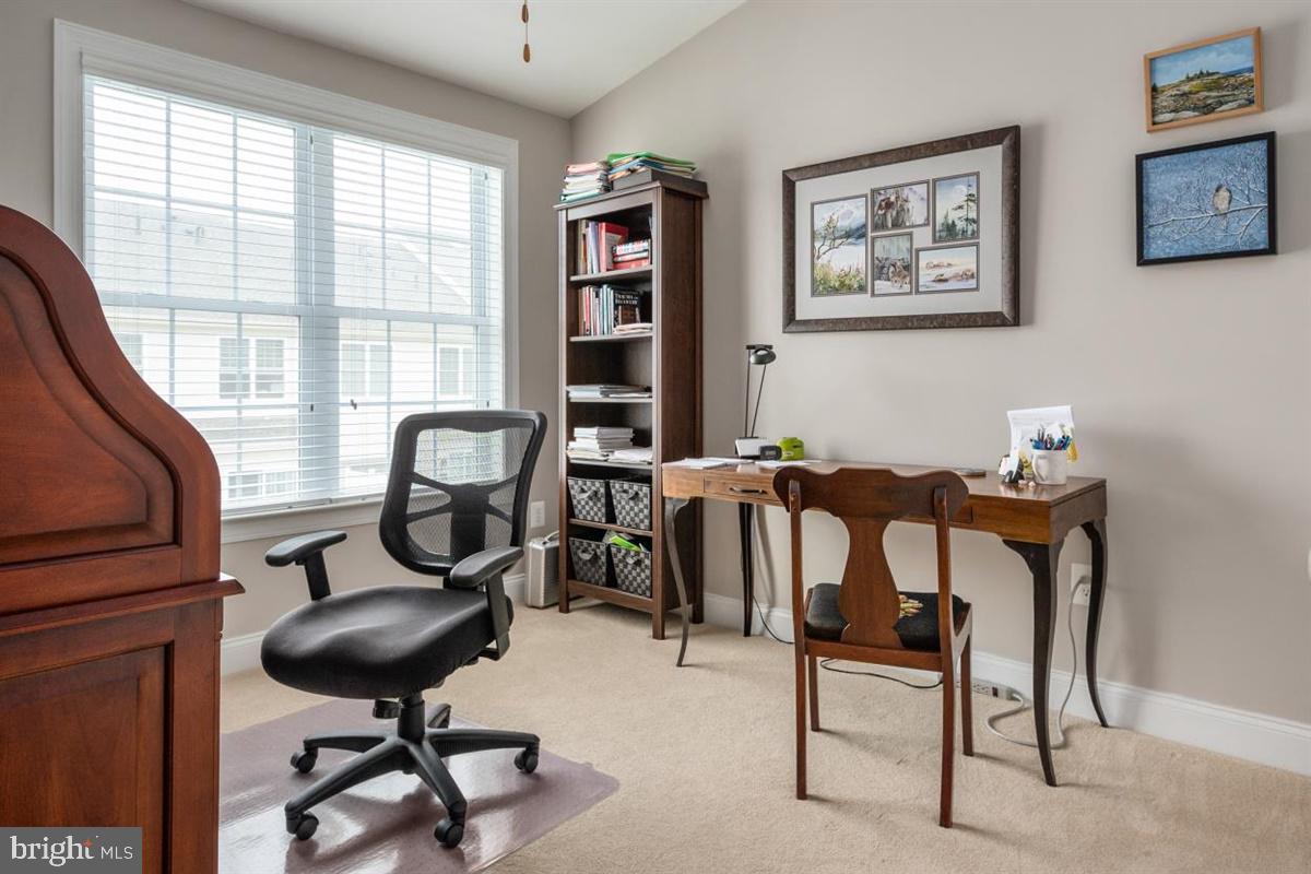 7676 Elmcrest Road Hanover, MD 21076 - Photo 18 of 35