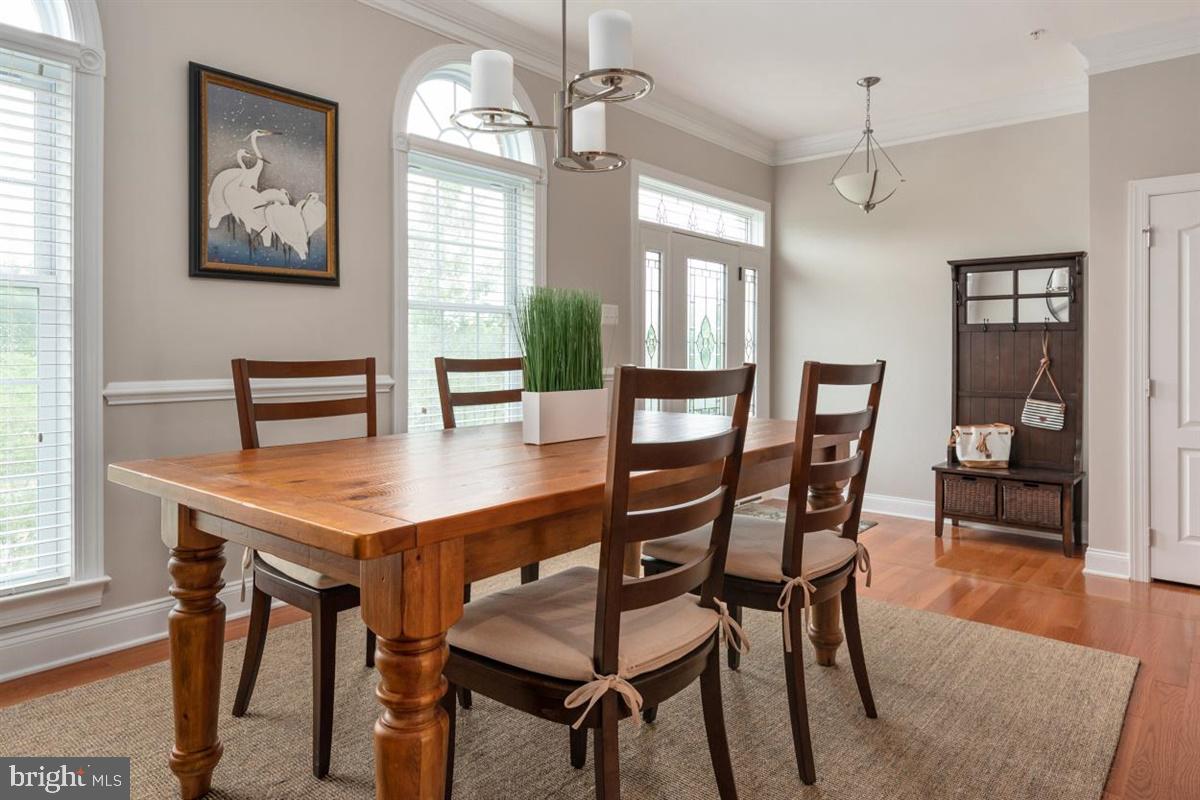 7676 Elmcrest Road Hanover, MD 21076 - Photo 5 of 35