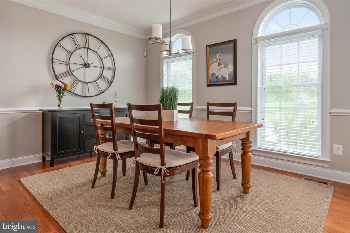 7676 Elmcrest Road Hanover, MD 21076 - Photo 6 of 35