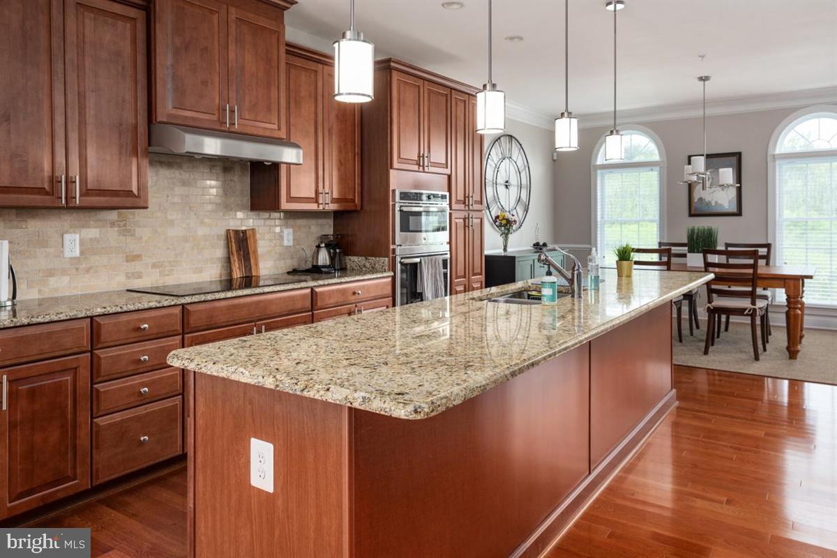 7676 Elmcrest Road Hanover, MD 21076 - Photo 8 of 35