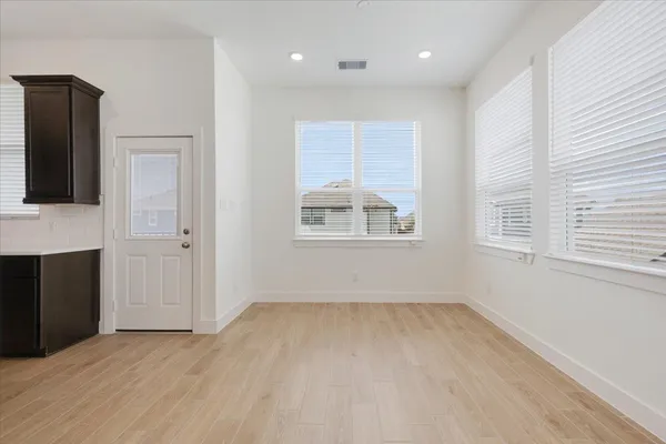 $350,000 | 10050 Nectar Path, Iowa Colony, TX 77583