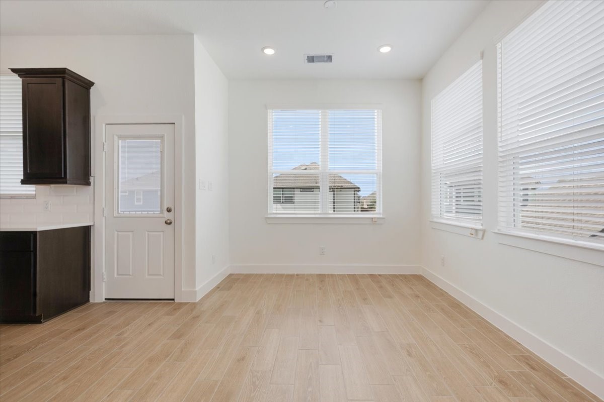 10050 Nectar Path Iowa Colony, TX 77583 - Photo 9 of 26