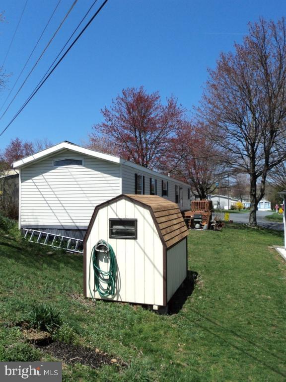 46 Conrad Lane Lititz, PA 17543 - Photo 12 of 13