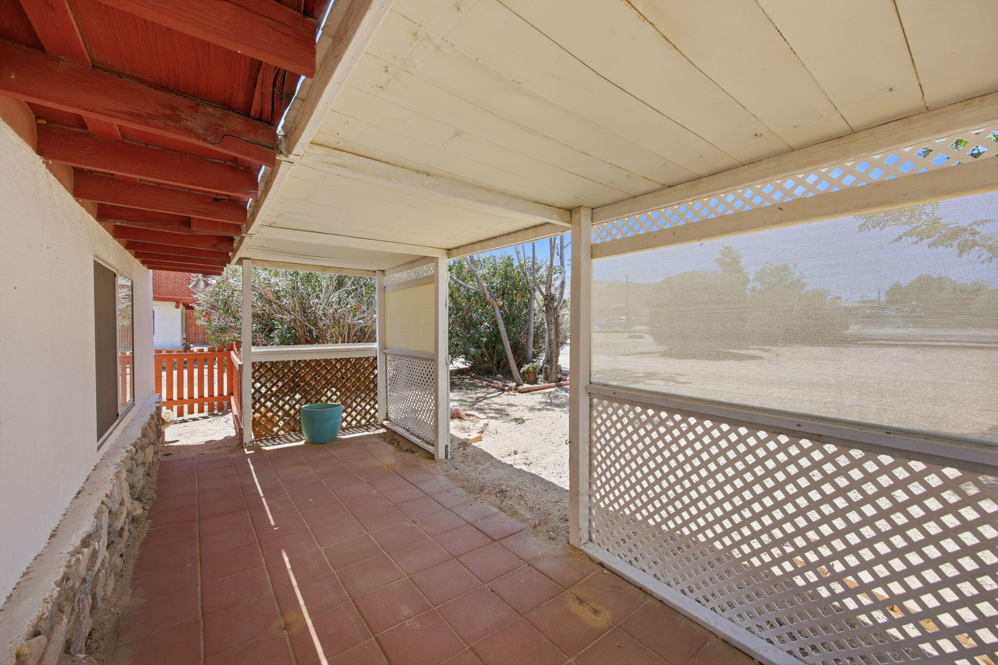 6757 Adobe Road Twentynine Palms, CA 92277 - Photo 17 of 61 17-web-or-mls-17