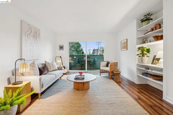$535,000 | 199 Montecito Avenue, Unit 301, Oakland, CA 94610
