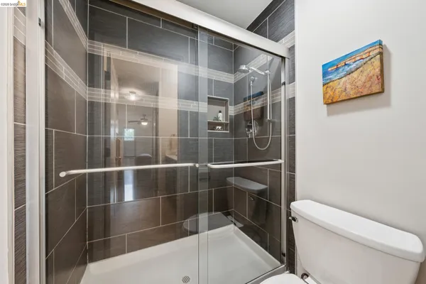 $535,000 | 199 Montecito Avenue, Unit 301, Oakland, CA 94610