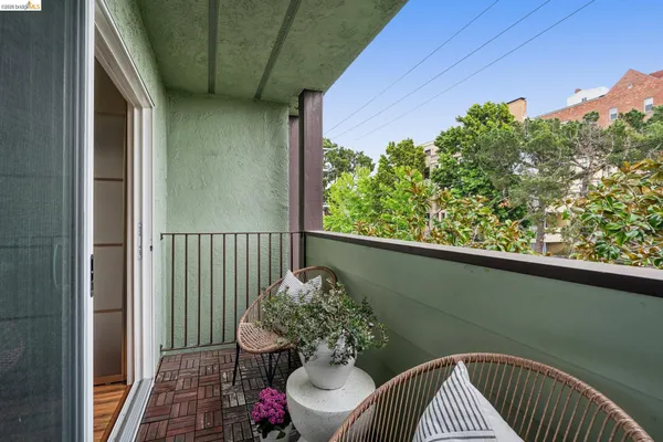 $535,000 | 199 Montecito Avenue, Unit 301, Oakland, CA 94610