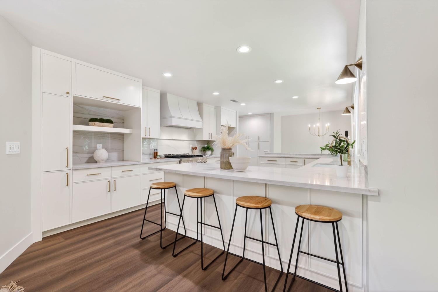 950 Somersby Way Sacramento, CA 95864 - Photo 12 of 99