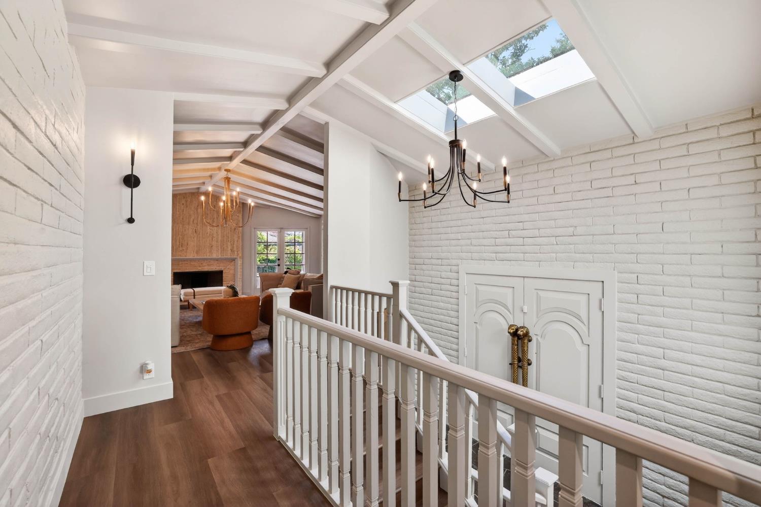 950 Somersby Way Sacramento, CA 95864 - Photo 4 of 99