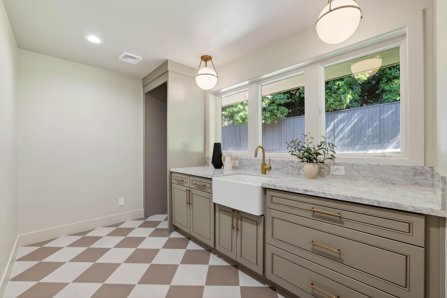 950 Somersby Way Sacramento, CA 95864 - Photo 78 of 99