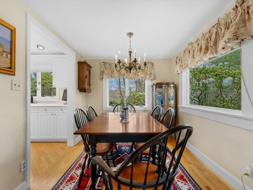 36 Kimlo Road Wellesley, MA 02481 - Photo 7 of 23 Gallery Image 7