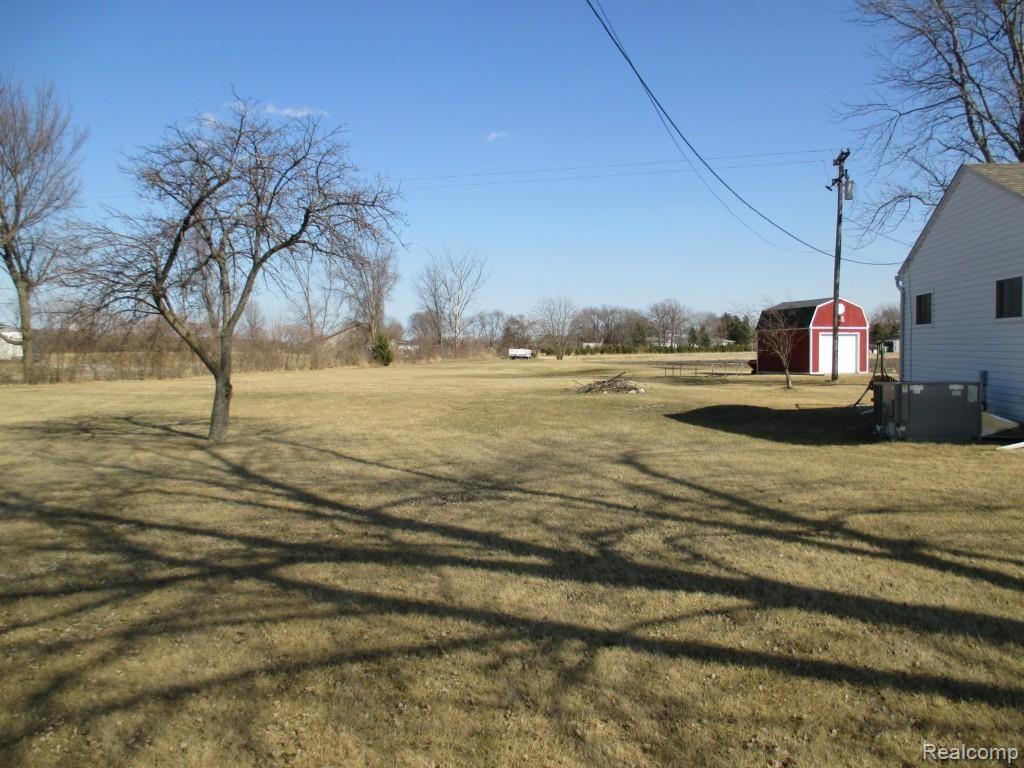 2917 Strasburg Road Monroe, MI 48161 - Photo 2 of 14 2.JPG