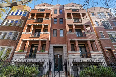 $739,000 | 1511 North Hudson Avenue, Unit 1S, Chicago, IL 60610