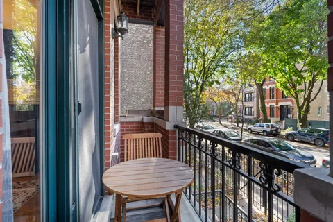 $739,000 | 1511 North Hudson Avenue, Unit 1S, Chicago, IL 60610