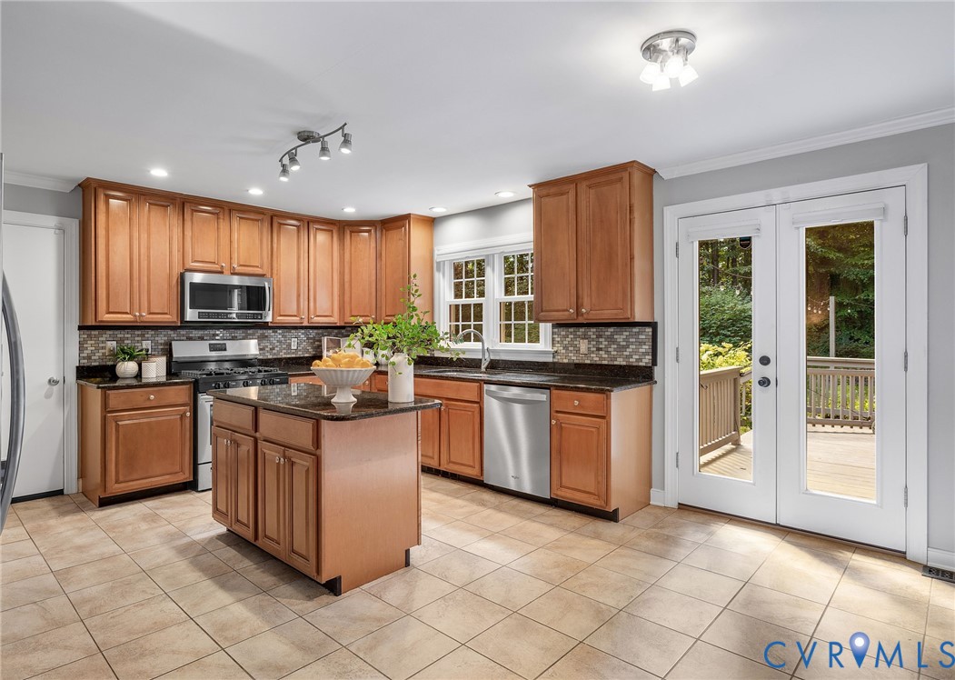 12629 Queensgate Road Midlothian, VA 23114 - Photo 12 of 40 Gallery Image 12