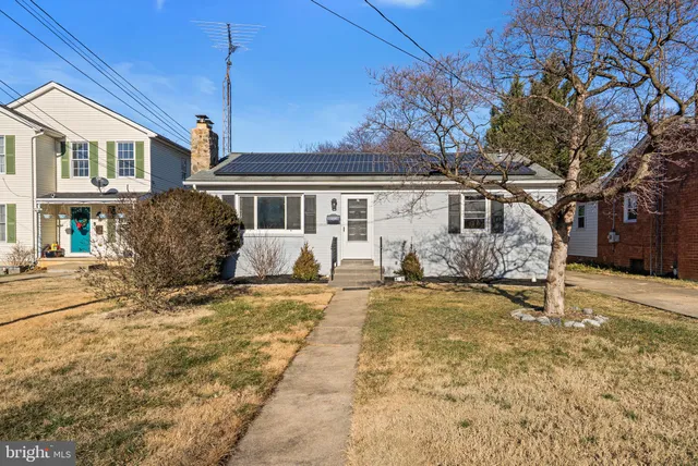 $390,000 | 419 Columbus Avenue, Frederick, MD 21701