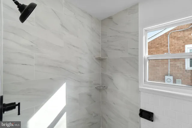 $390,000 | 419 Columbus Avenue, Frederick, MD 21701