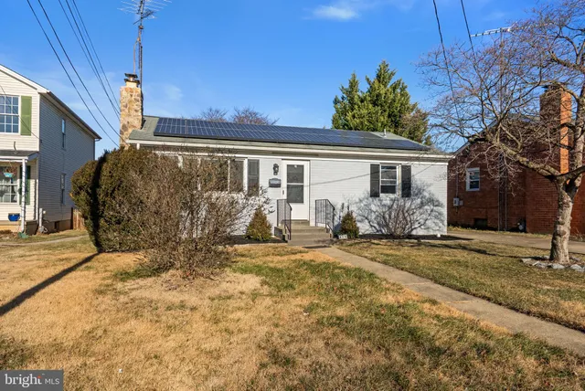 $390,000 | 419 Columbus Avenue, Frederick, MD 21701