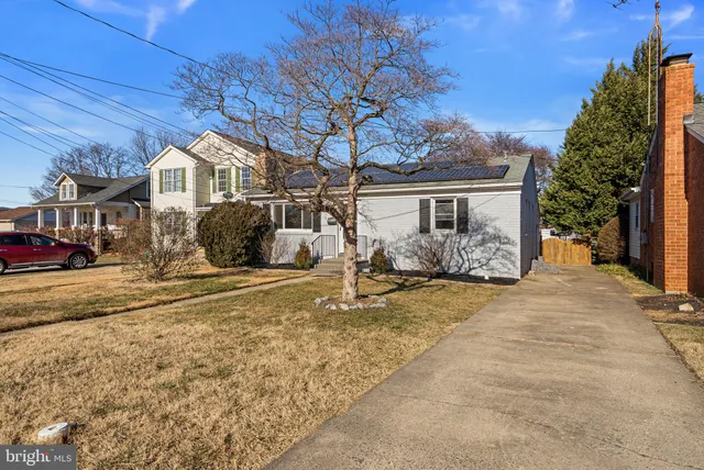 $390,000 | 419 Columbus Avenue, Frederick, MD 21701