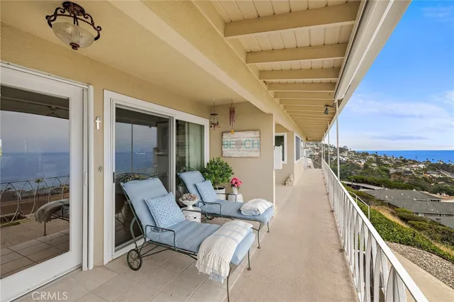 $1,250,000 | 21702 Ocean Vista Drive, Unit F, Laguna Beach, CA 92651