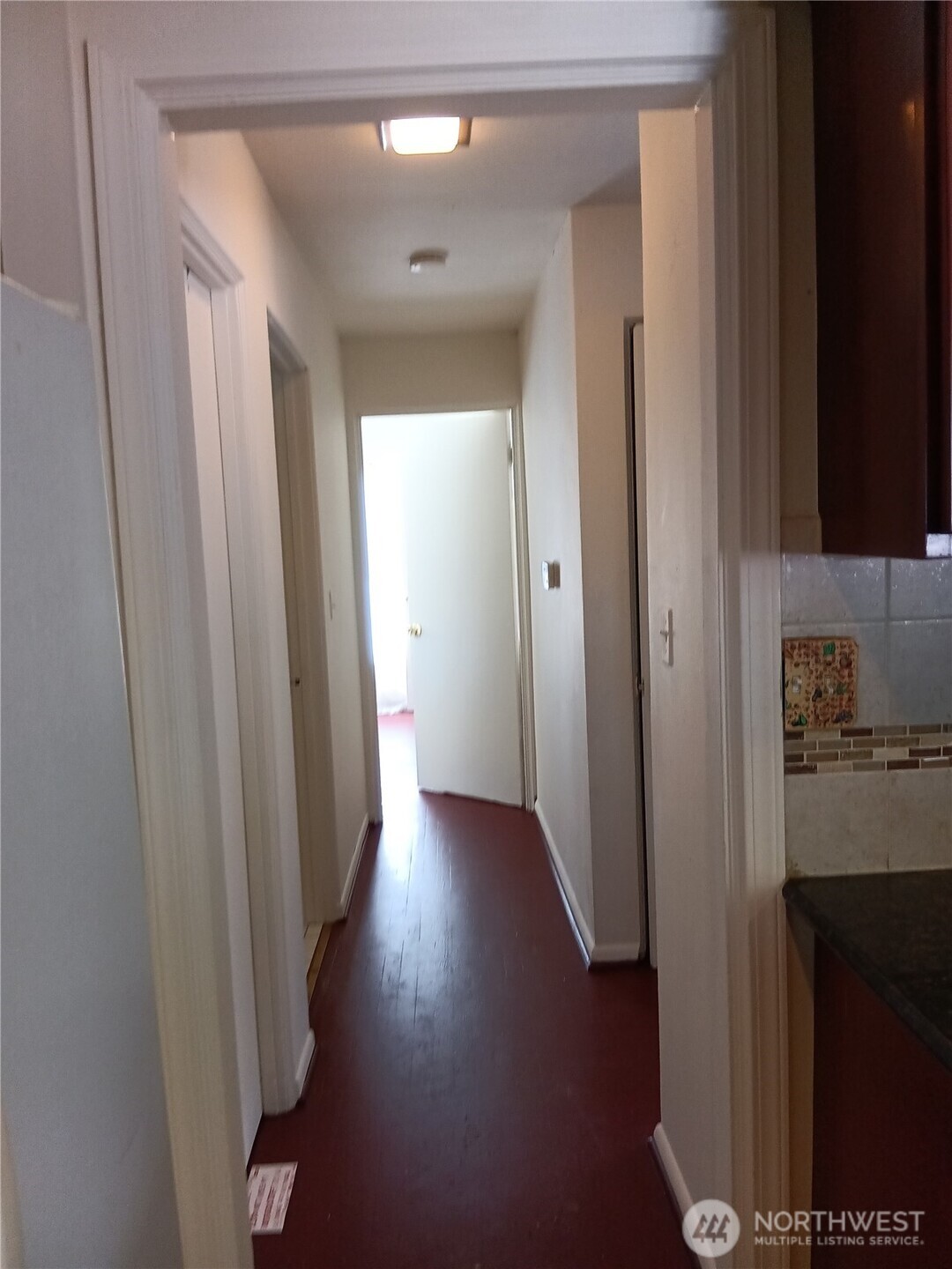522 Northeast 127th Street Seattle, WA 98125 - Photo 24 of 28