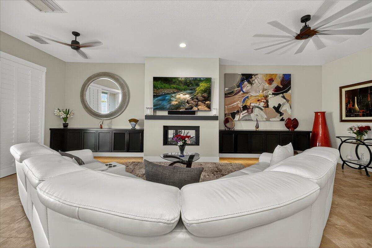 2 Thatcher Court Rancho Mirage, CA 92270 - Photo 23 of 60 21-Family Room