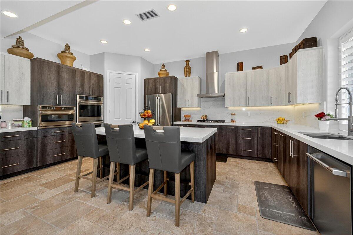2 Thatcher Court Rancho Mirage, CA 92270 - Photo 25 of 60 23-Kitchen