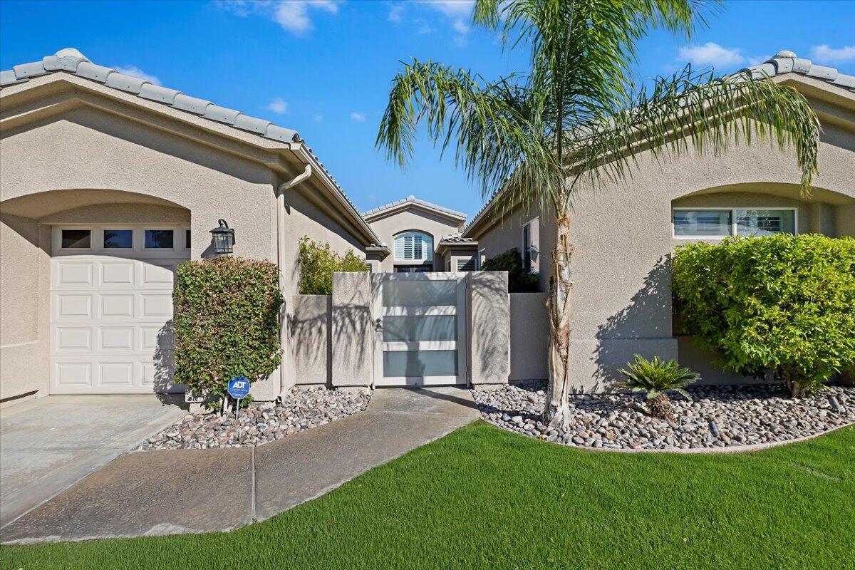 2 Thatcher Court Rancho Mirage, CA 92270 - Photo 8 of 60 10-Front View