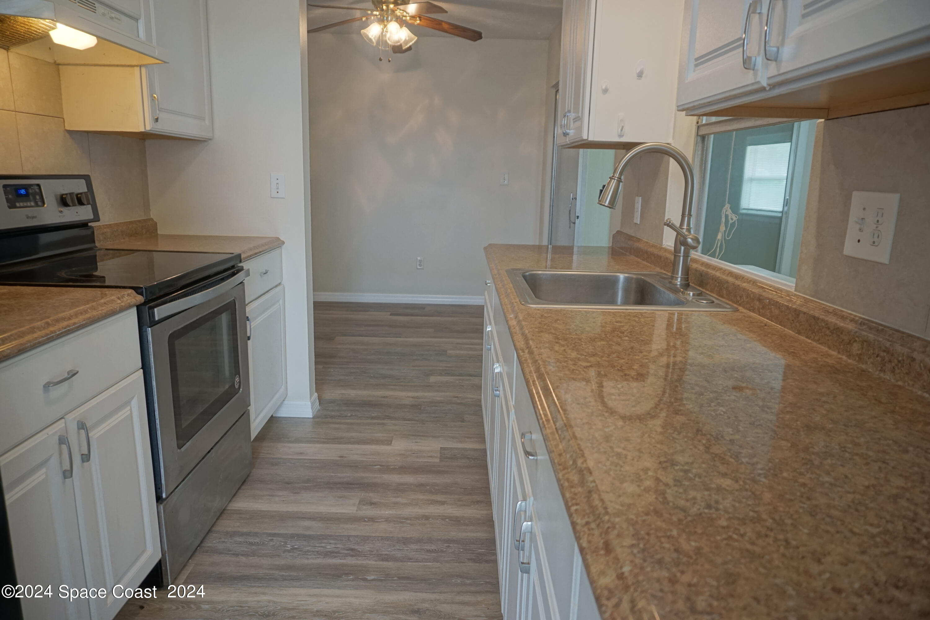 3215 Haddon Avenue Northeast Palm Bay, FL 32905 - Photo 12 of 41 DSC08681