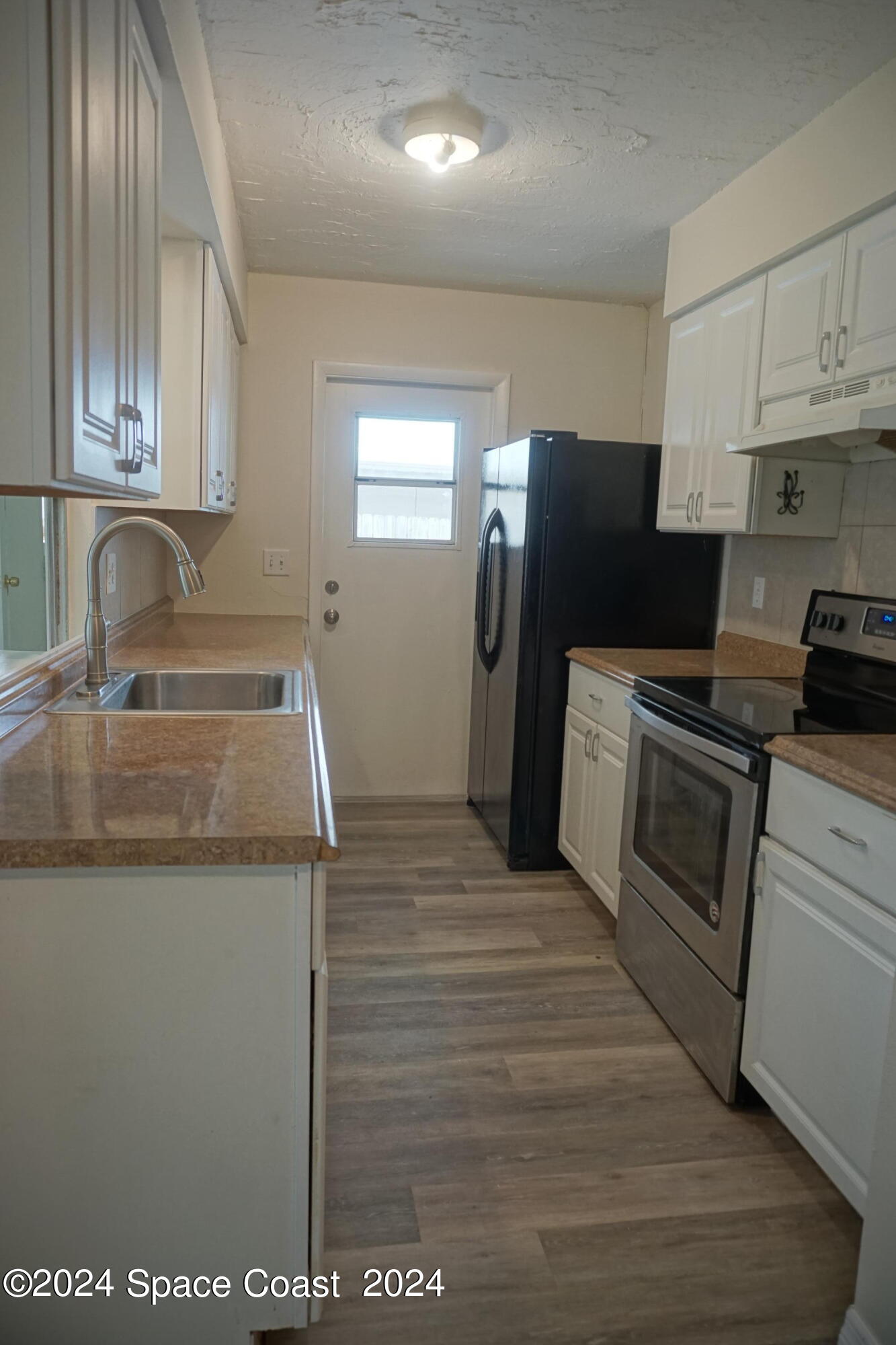 3215 Haddon Avenue Northeast Palm Bay, FL 32905 - Photo 9 of 41 DSC08645